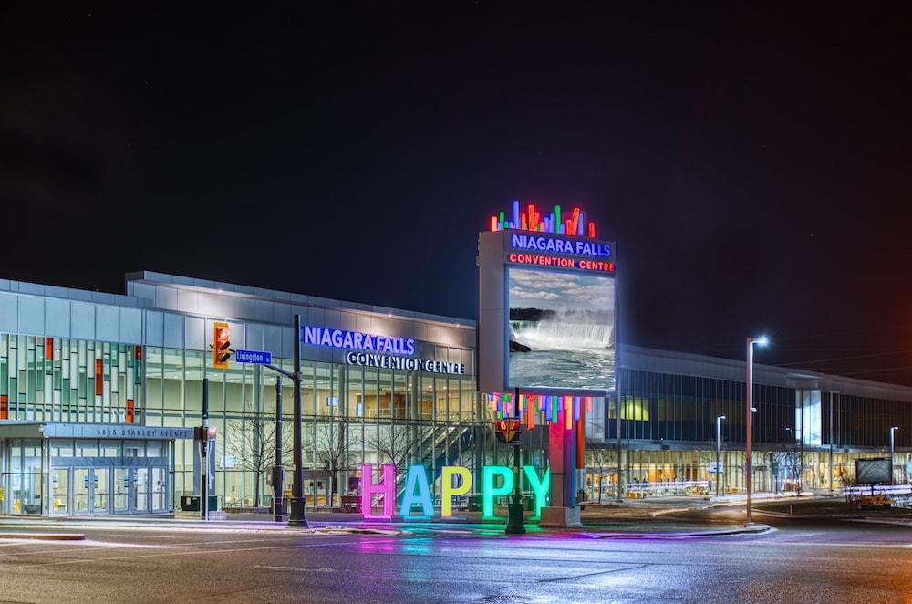 Ramada By Wyndham Niagara Falls Near The Falls Luaran gambar
