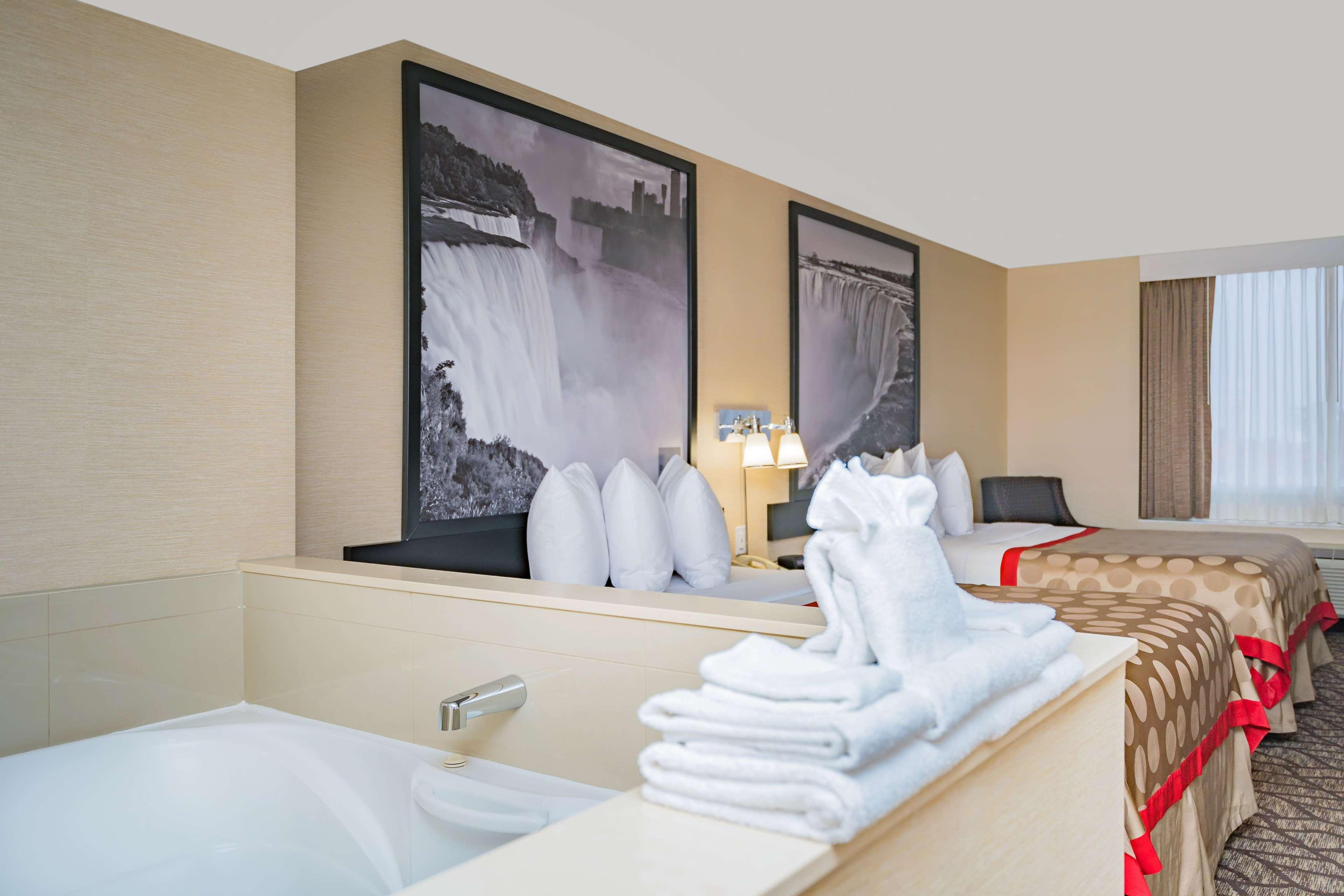 Ramada By Wyndham Niagara Falls Near The Falls Luaran gambar