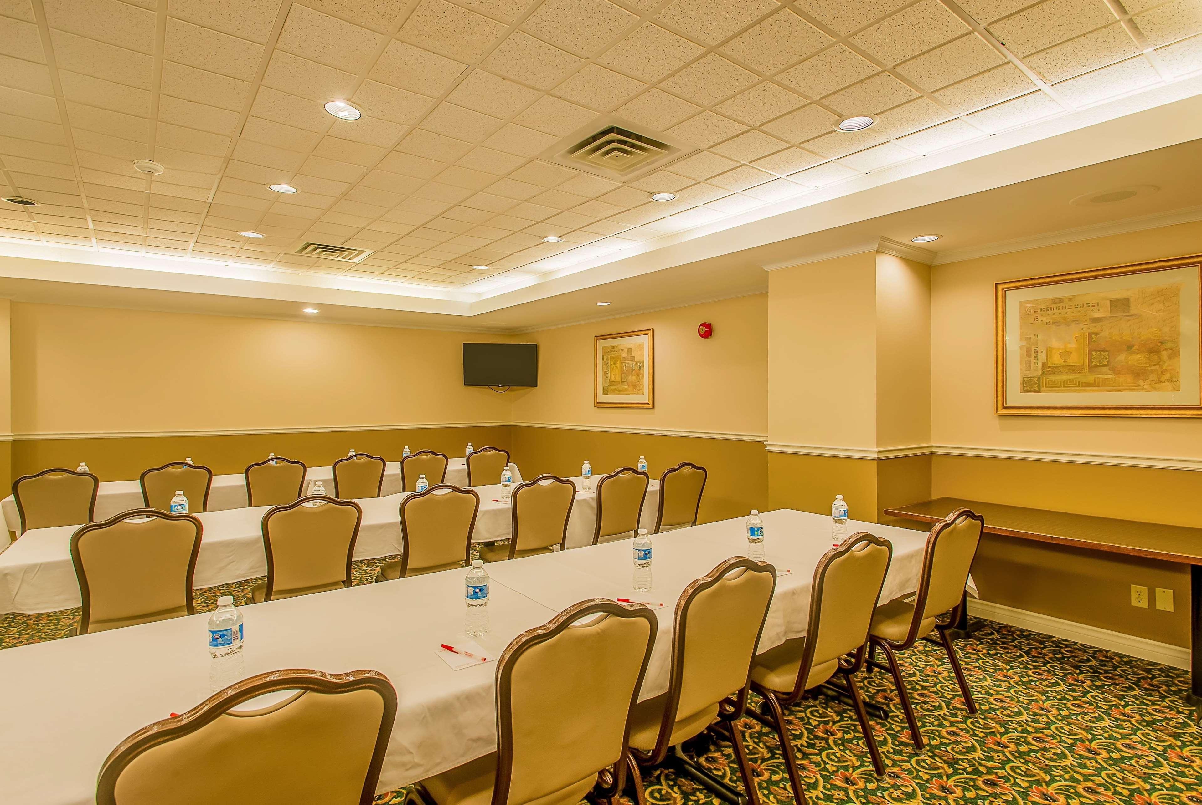 Ramada By Wyndham Niagara Falls Near The Falls Luaran gambar