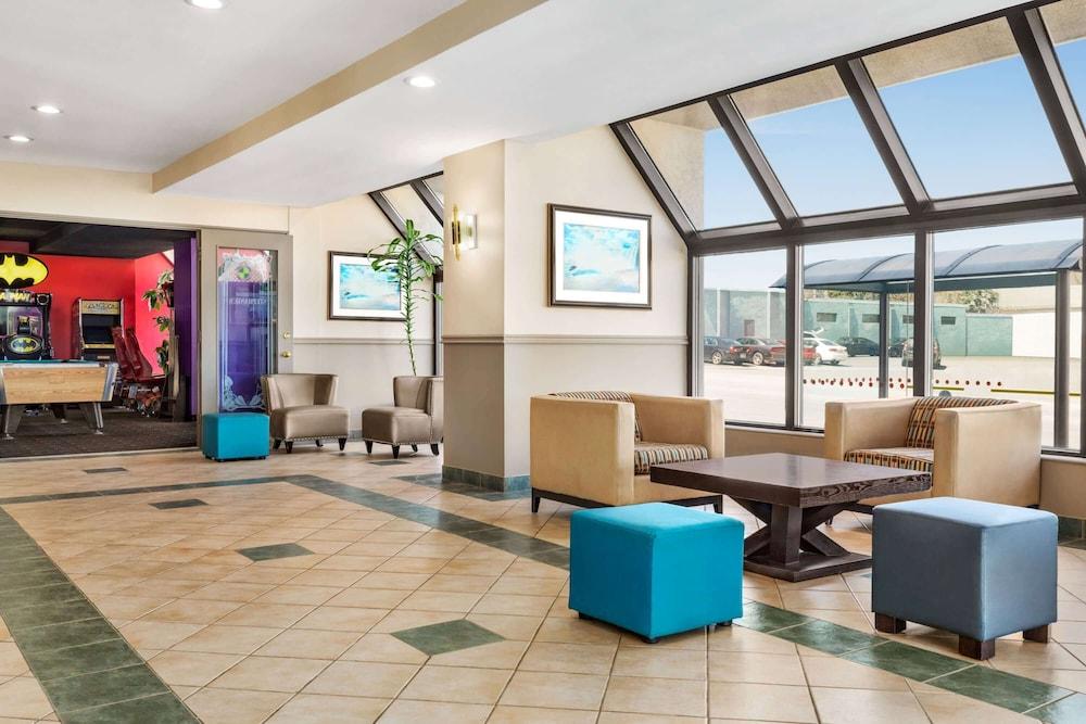 Ramada By Wyndham Niagara Falls Near The Falls Luaran gambar
